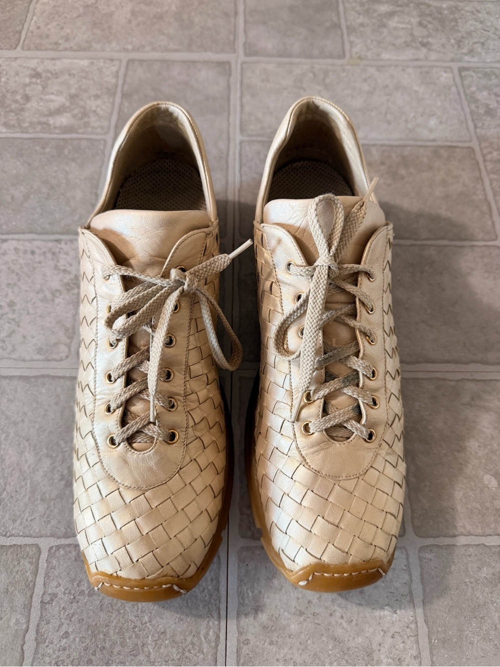 Stuart Weitzman Women’s Woven Lace-Up Sneakers